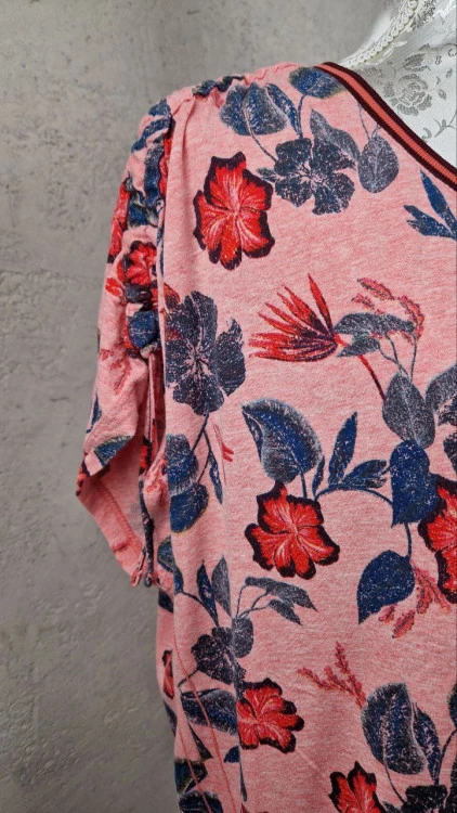 Bluza de dama cu motive florale Cecil