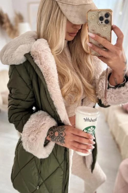 Γυναικείο χειμερινό μπουφάν με κουκούλα