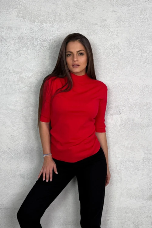 Ženska bluza sa kratkim rukavima i polo kragnom