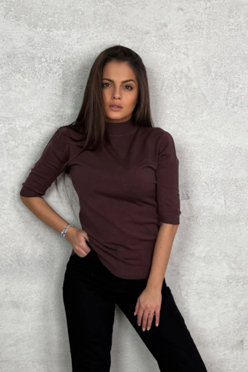 Ženska bluza sa kratkim rukavima i polo kragnom