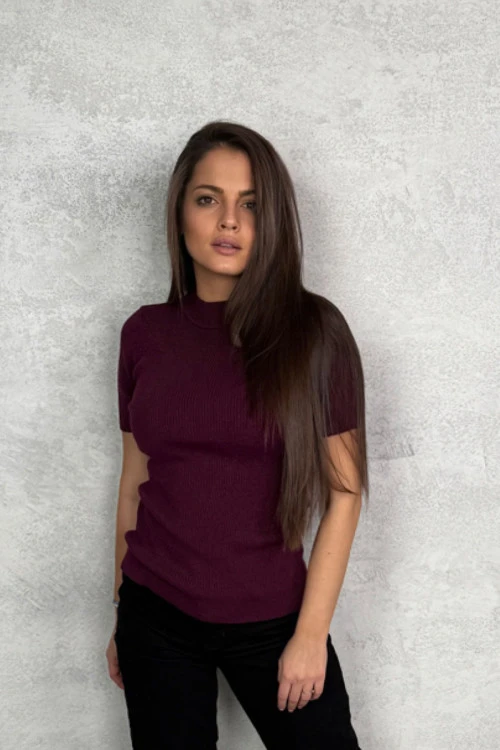 Ženska bluza sa kratkim rukavima i polo kragnom