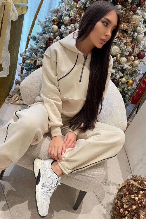 Γυναικείο  καπιτονέ σετ