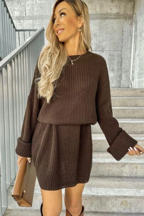 Ladies knitted dress with belt