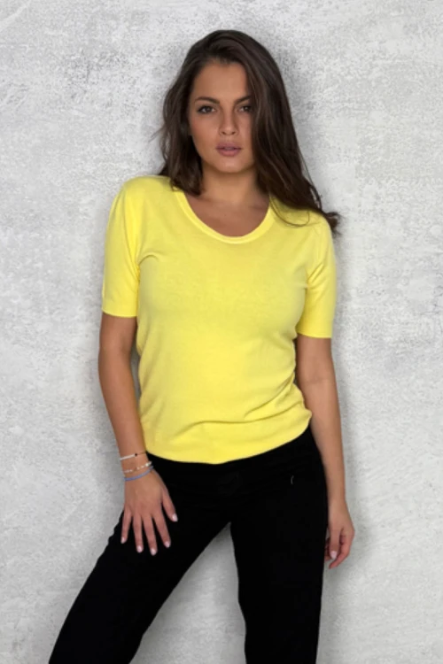 Dámska blúzka s krátkym rukávom