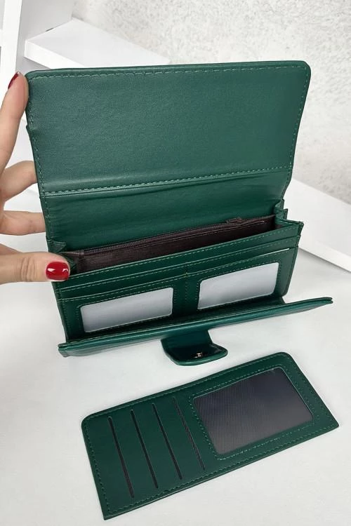 Women's wallet with a tick-tock button