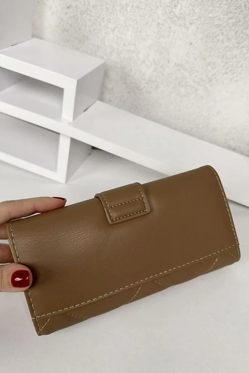 Γυναικείο πορτοφόλι με κουμπί tic-tac