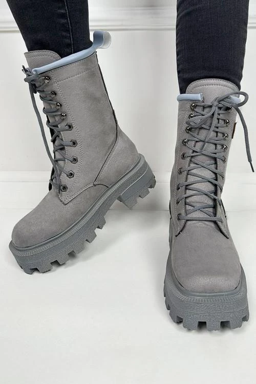 Women's suede boots with laces