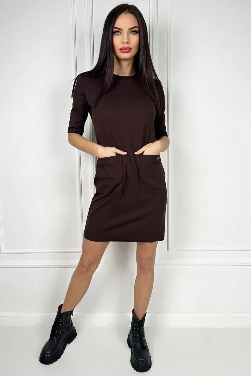Women's dress with short sleeves and pockets