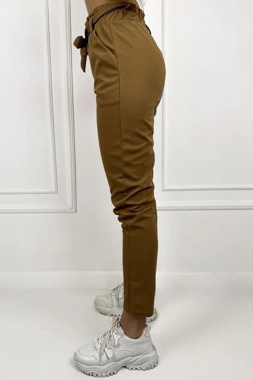 Дамски панталон с колан
