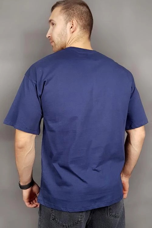 Мъжка тениска с изчистен десен