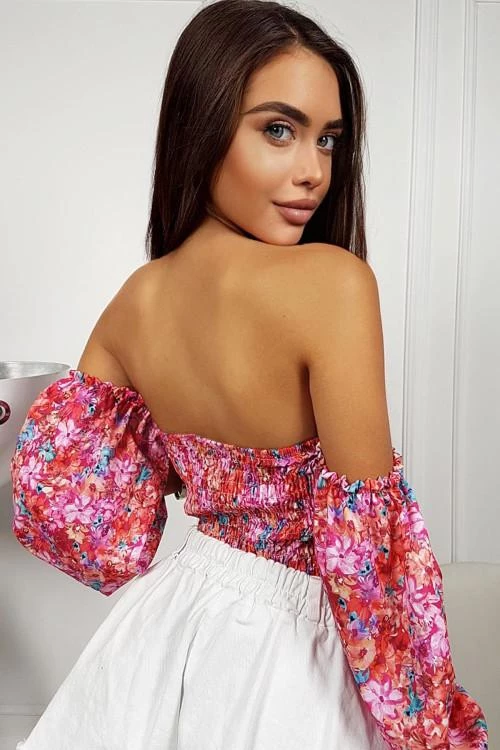 Blouses with bare shoulders