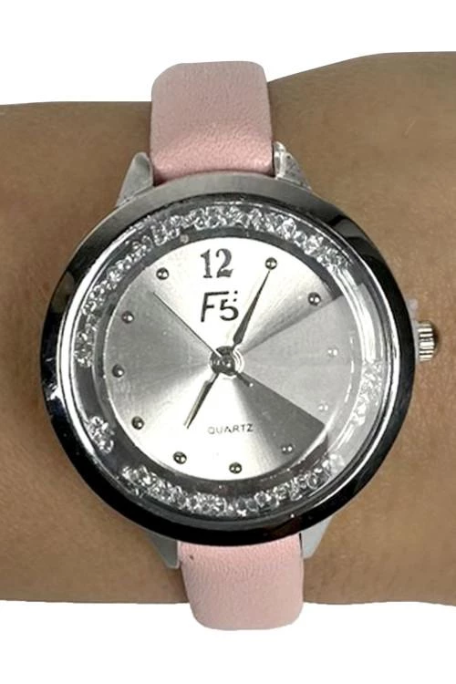 Дамски  часовник с каишка от еко кожа