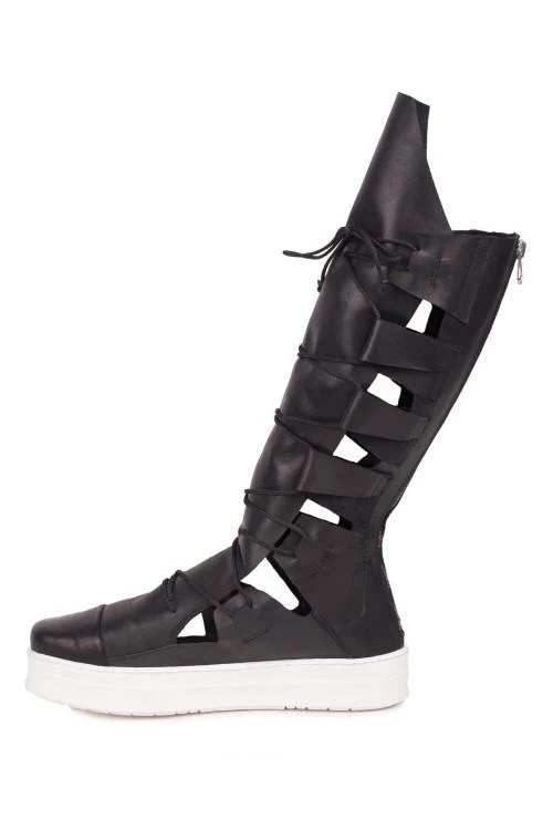 Adidași moderni de damă din piele naturală