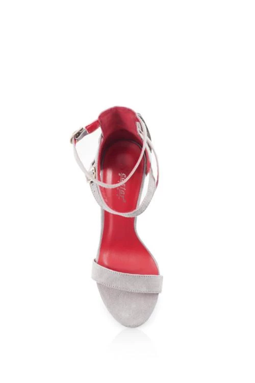 Γυναικεία ψηλοτάκουνα παπούτσια