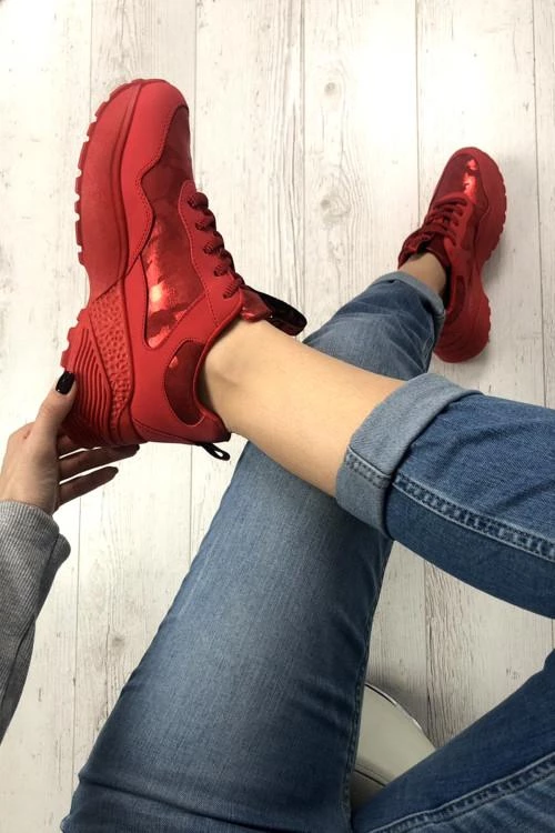 Adidasi pentru femei cu platforma