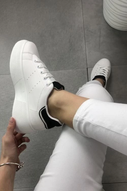 Γυναικεία αθλητικά μποτάκια