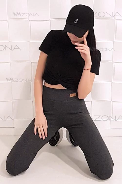 Colanti de dama cu un design curat