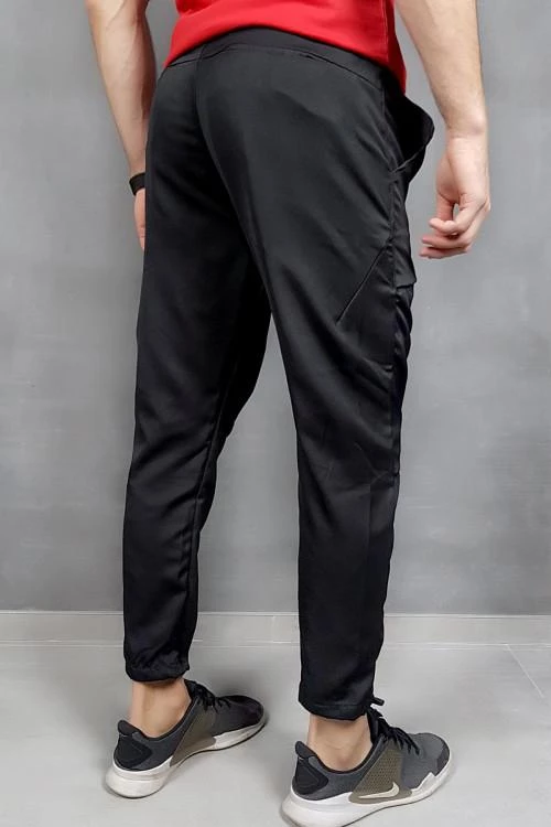 Мъжки панталон с джобове