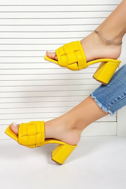 Papuci eleganti cu toc pentru femei