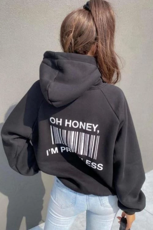 Sports tops and sweatshirts