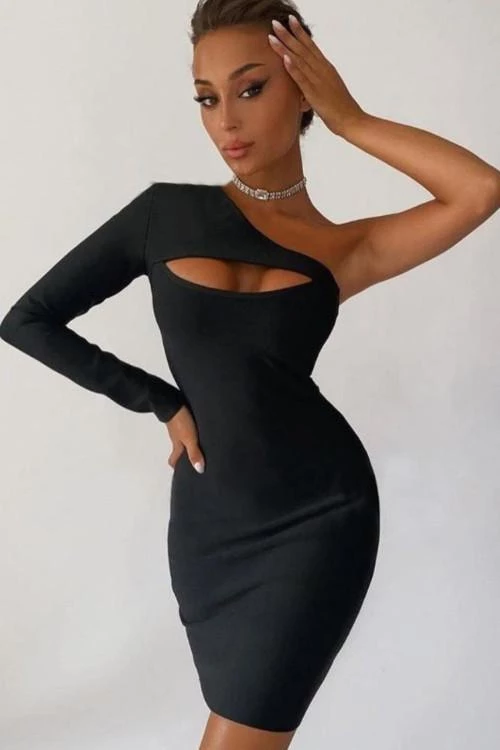 Rochie de dama cu design spectaculos