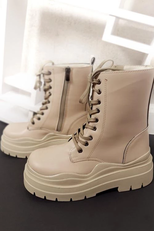 Дамски боти с връзки