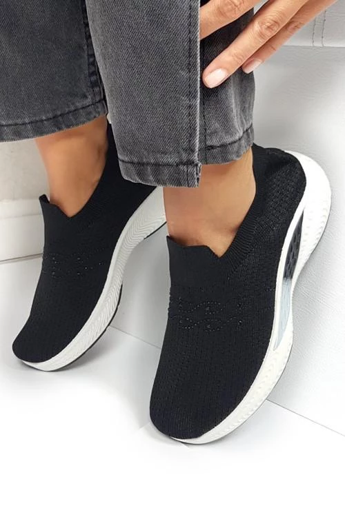 Дамски маратонки с връзки